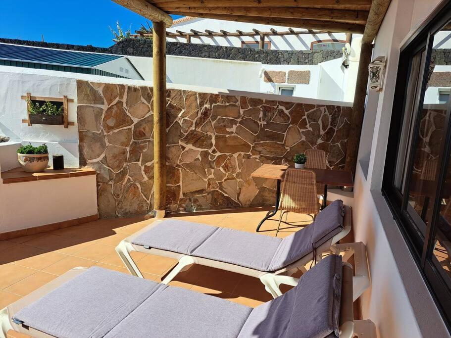 Apartamento Valentina Tías Εξωτερικό φωτογραφία